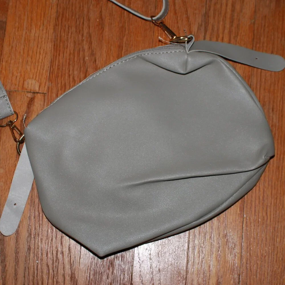 Unknown Brand Faux Leather Shoulder Bag - Picture 2 of 5